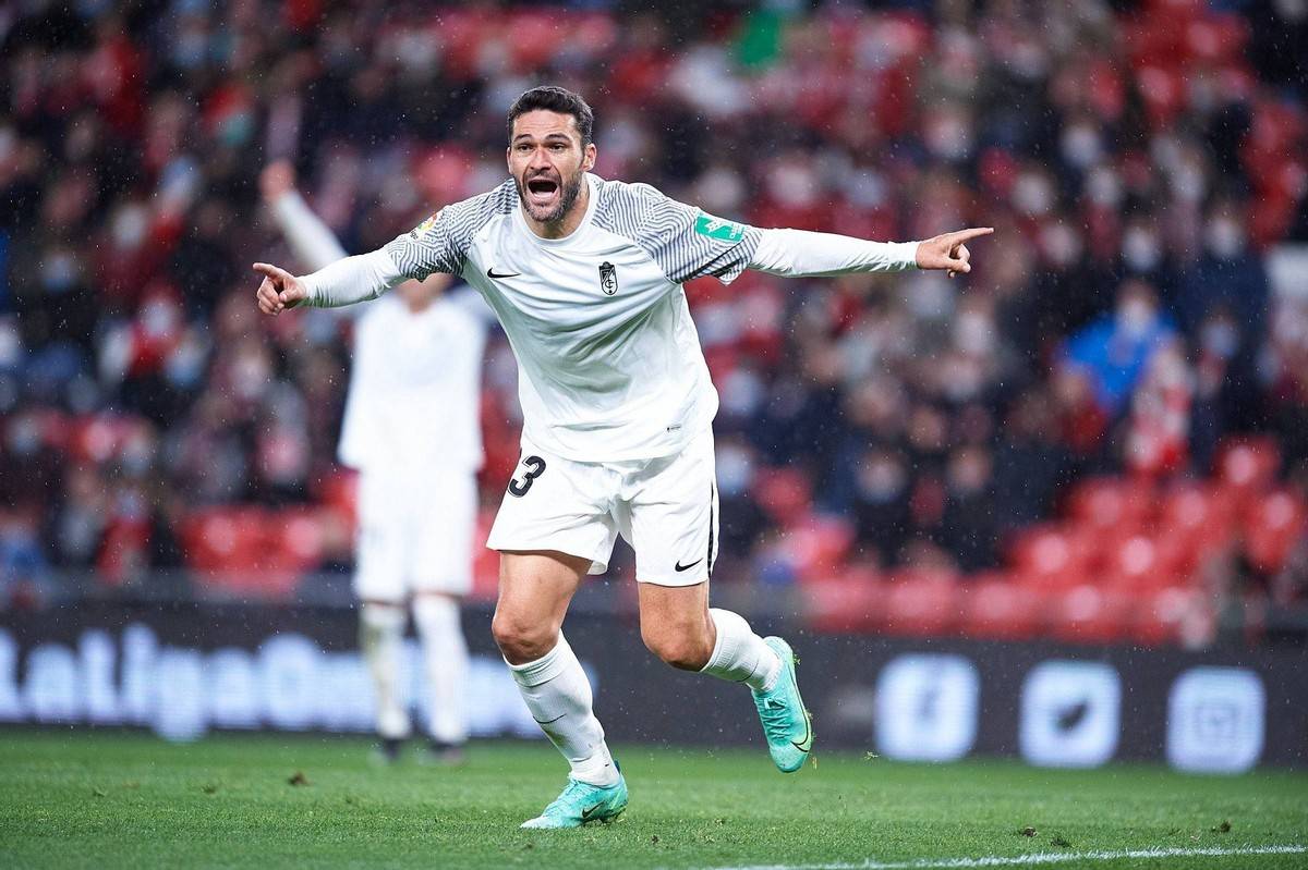 英雄联盟投注-毕尔巴鄂竞技内部会议纪要流出——赛后复出首秀，亚冠使命明确，赛程密集仍需轮换的简单介绍